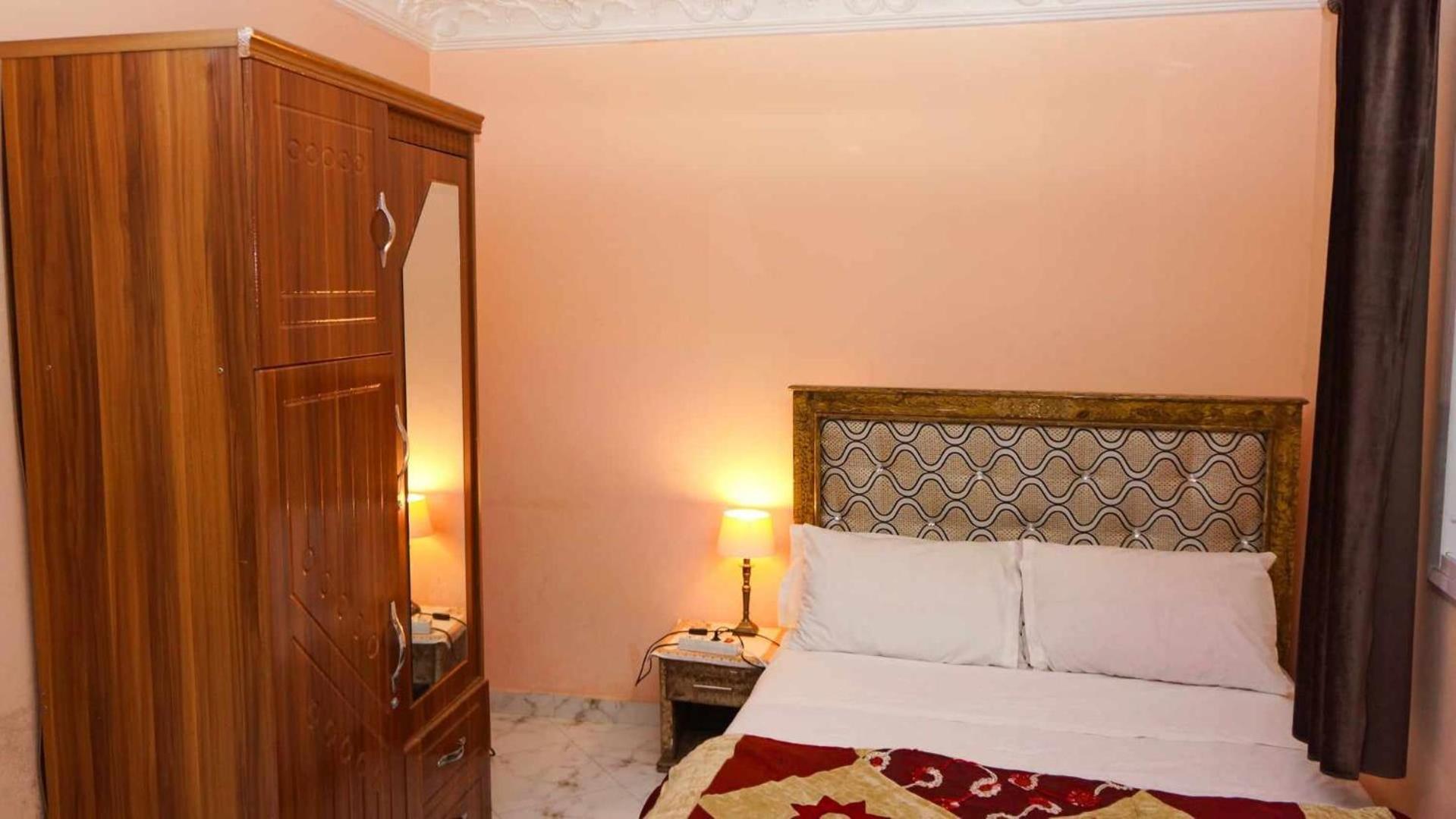 Hotel Ain Leuh Bagian luar foto