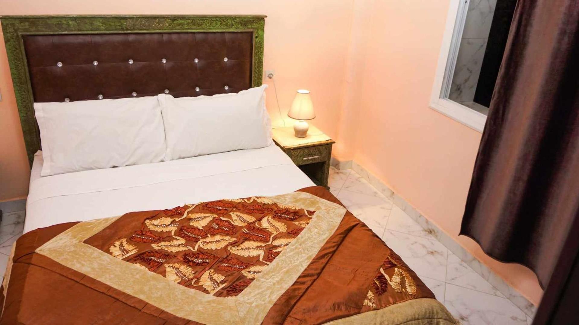 Hotel Ain Leuh Bagian luar foto