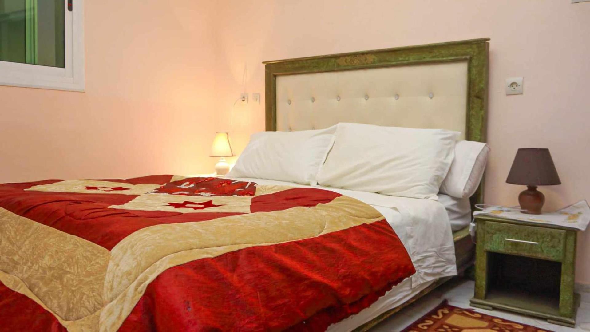 Hotel Ain Leuh Bagian luar foto