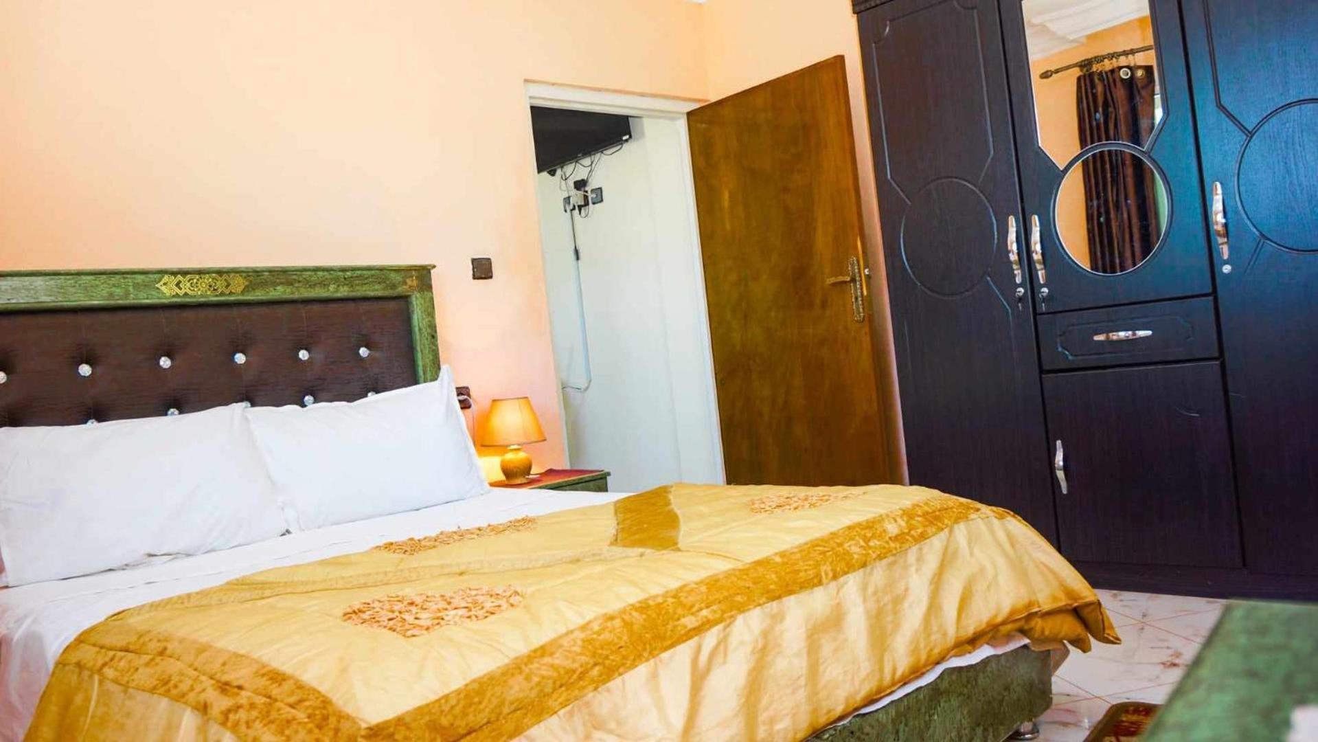 Hotel Ain Leuh Bagian luar foto