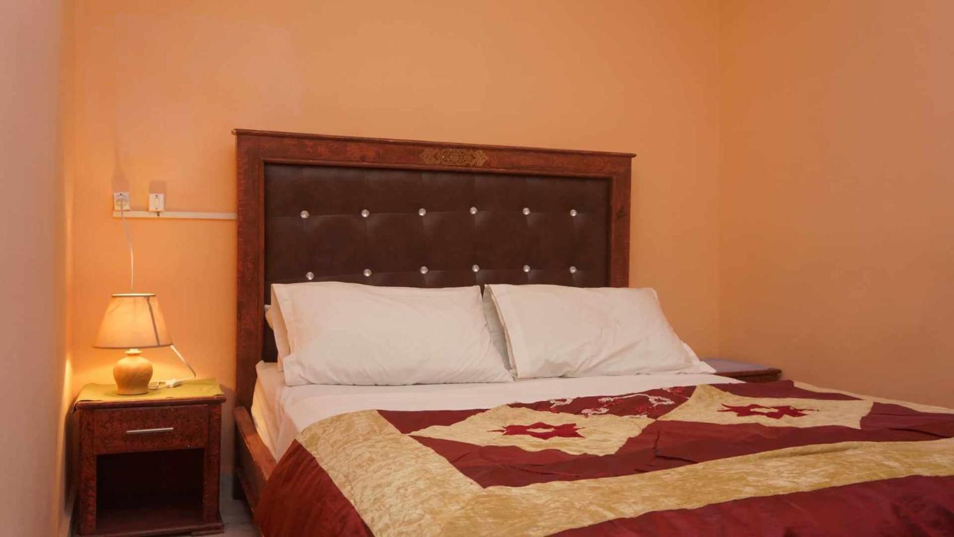 Hotel Ain Leuh Bagian luar foto